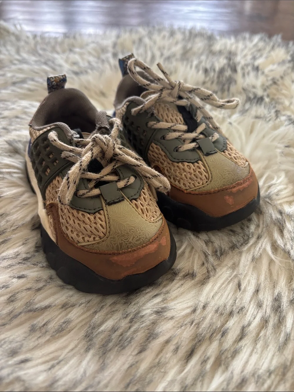 ZARA Toddler Sneakers Size 7